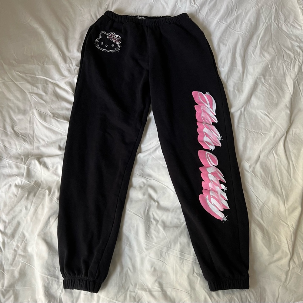 Hello Kitty x FOREVER 21 Joggers